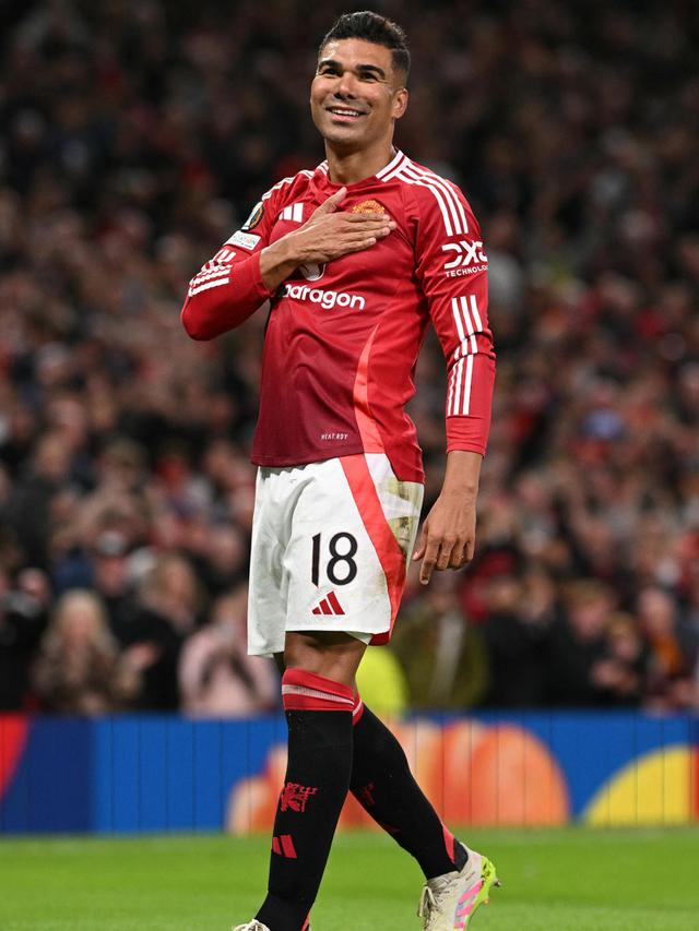 Manchester United Tantang Tottenham Hotspur