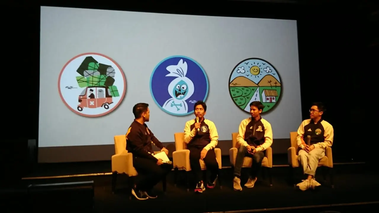 Pesan Tersembunyi dari 3 Desain Patch Jaket Adidas yang Indonesia Banget