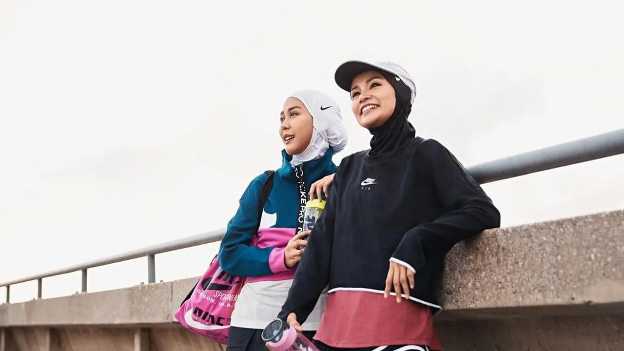 Ide OOTD Olahraga Buat Hijaber yang Bikin Nyaman Gerakin Badan di Sela WFH
