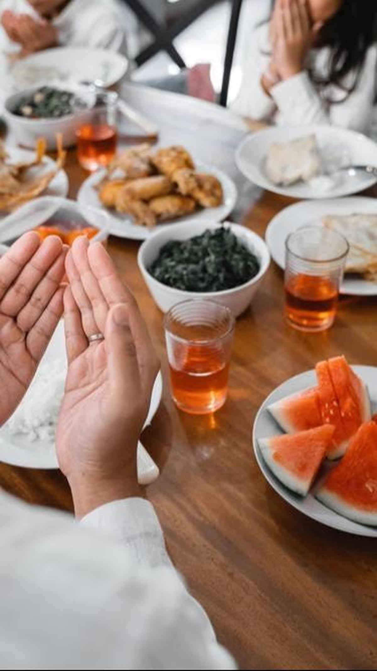 <b>Makanan yang Baik Dikonsumsi saat Buka Puasa </b>