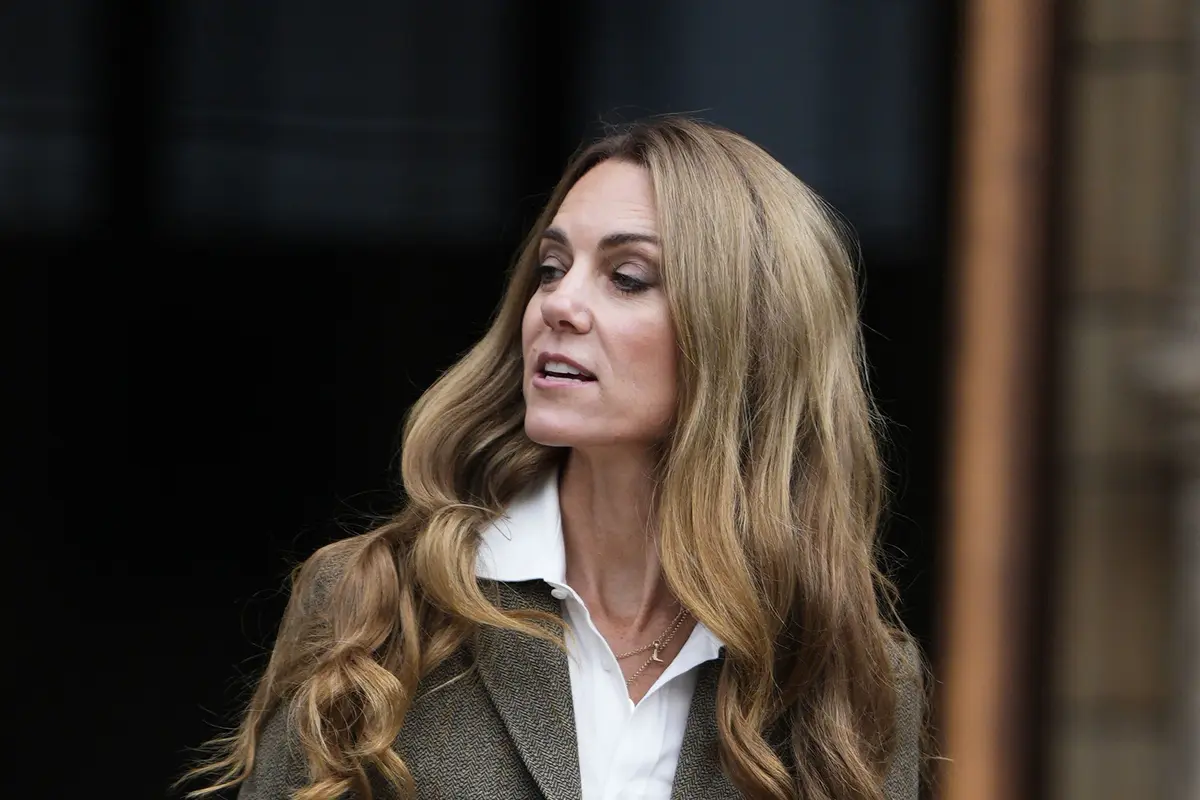 Rambut Pirang Kate Middleton Dituding Hasil Pakai Wig, Eks Penata Rambut Putri Diana Bersuara