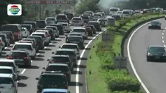 Antrean kendaraan terpantau mencapai belasan kilometer sejak ruas tol Purbaleunyi.
