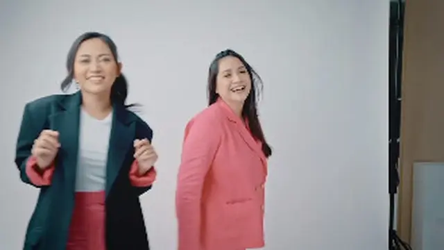 Kolab Bareng, Ini 6 Potret Keakraban Nagita Slavina dan Rachel Vennya