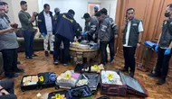 Polri Geledah Rumah di Sentul, Sita 74 Kg Emas dan Ratusan Miliar