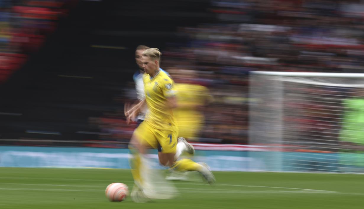 Dengan kemenangan ini, Inggris memimpin klasemen sementara Grup C dengan perolehan enam poin dari dua laga. (AP Photo/Ian Walton)