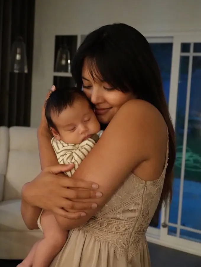 Jadi Ibu Pertama Kali, Aurelie Moeremans Belajar untuk Tetap Tenang Ketika Anak Rewel