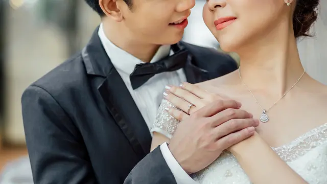 menikah cinta pertama