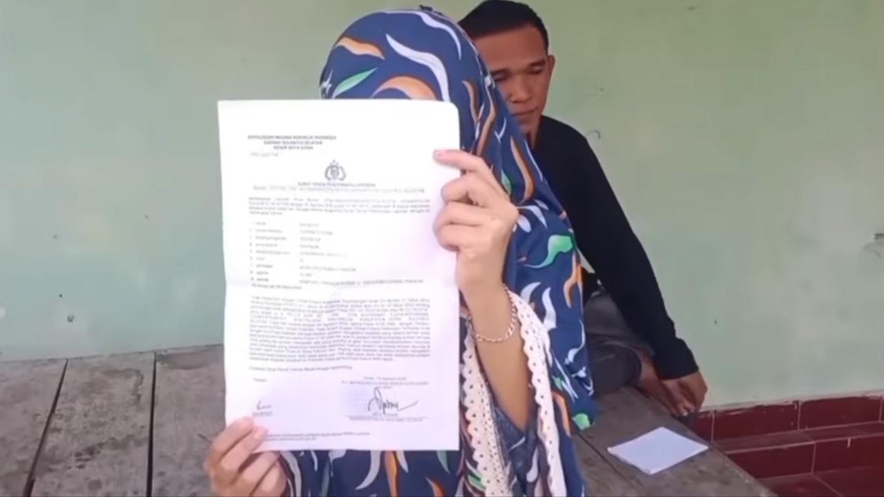 Siswi SMA di Gowa dianiaya usai dituduh rebut kekasih. (tangkapan layar media sosial).