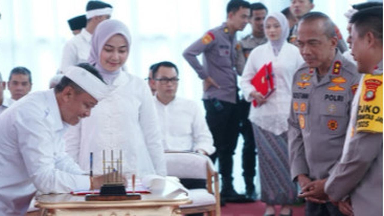 Dua Potret Terbaru Kang Demul Bertemu Jenderal Polisi Calon Besan, Bukan di Momen Sembarangan