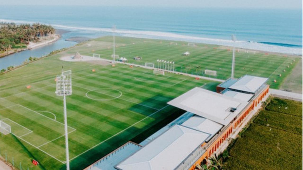 FOTO: Ini Lapangan Kelas Dunia di Markas Timnas Indonesia, Rumputnya Setara di Stadion Real Madrid!