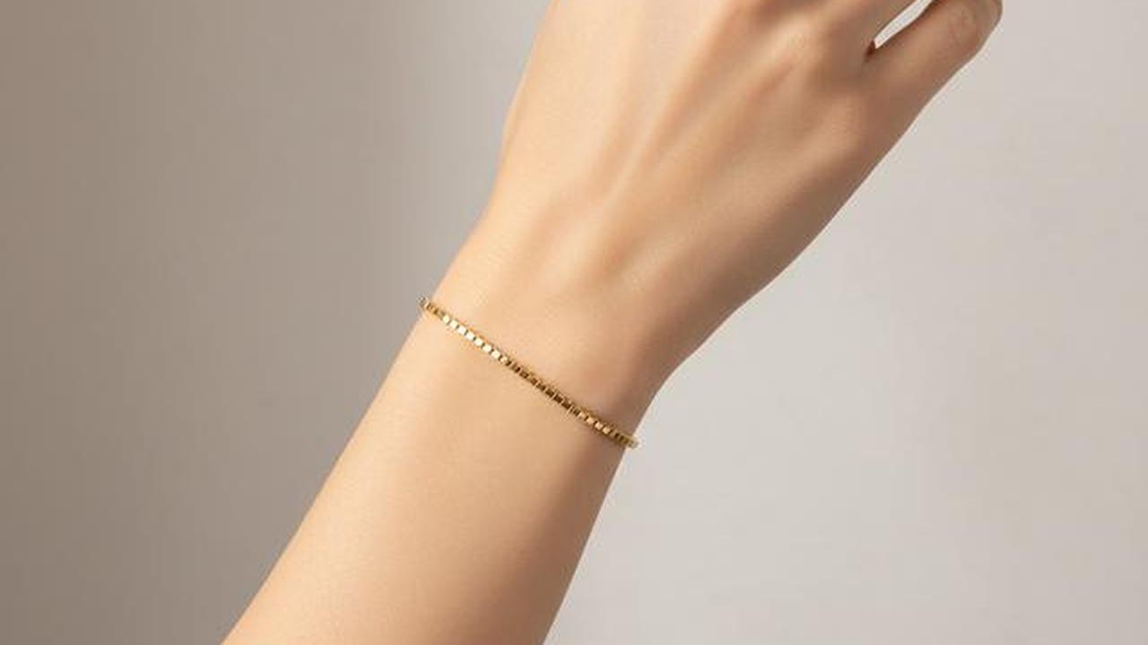 7 Model Gelang Emas Wanita Muda Gaya Modern 2025, Simple tapiTetapMewah