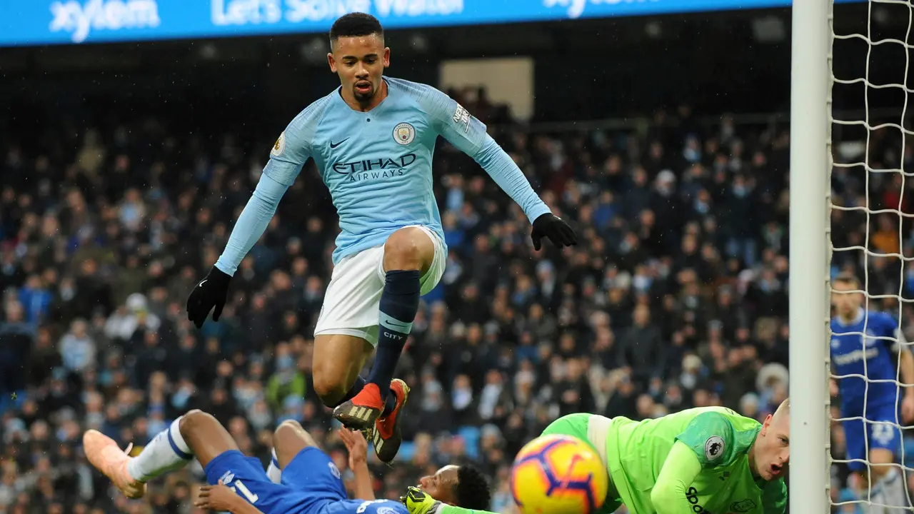 Manchester City Tekuk Everton, Gabriel Jesus Sumbang 2 Gol