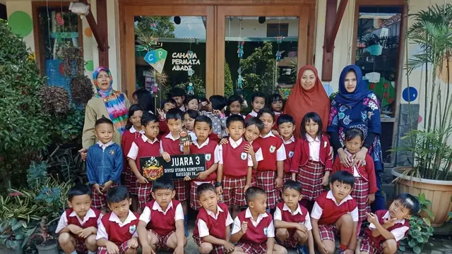 Potret Sekolah Milik Yuni Shara di Malang (sumber: instagram/cahayapermataabadi)