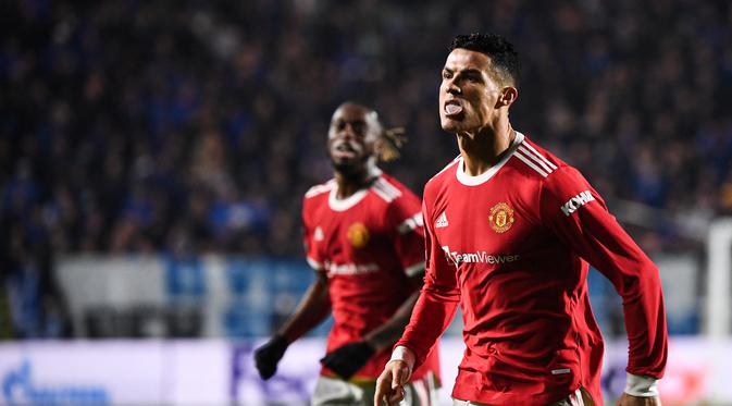 Penyerang Manchester United Cristiano Ronaldo merayakan golnya ke gawang Atalanta dalam pertandingan Grup F Liga Champions di Gewiss Stadium, Bergamo, Rabu, 3 November 2021. (Marco BERTORELLO / AFP)