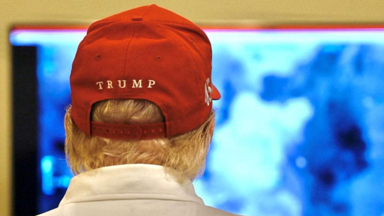 FOTO: Ekspresi Donald Trump Pantau Serangan Militer AS untuk Militan Houthi di Yaman yang Tewaskan 31 Orang