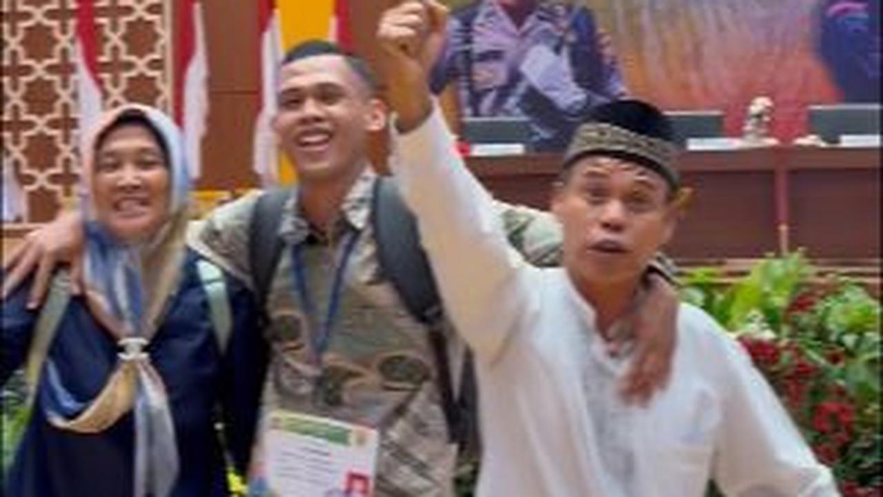 Meski sudah gagal berkali-kali, Ia tidak pantang menyerah. Di tahun 2024 ini, Ia kembali mencoba mendaftar. Tak disangka, kali ini Ia berhasil lolos seleksi anggota Polri. <br>