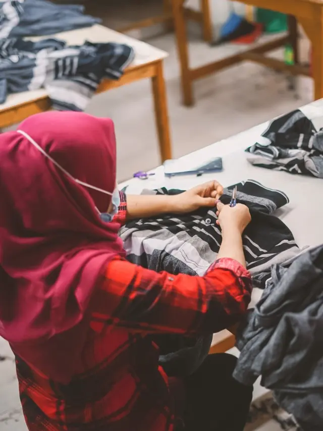 Mengenal Tencel, Bahan Premium yang Bikin Stylish Sekaligus Cinta Lingkungan