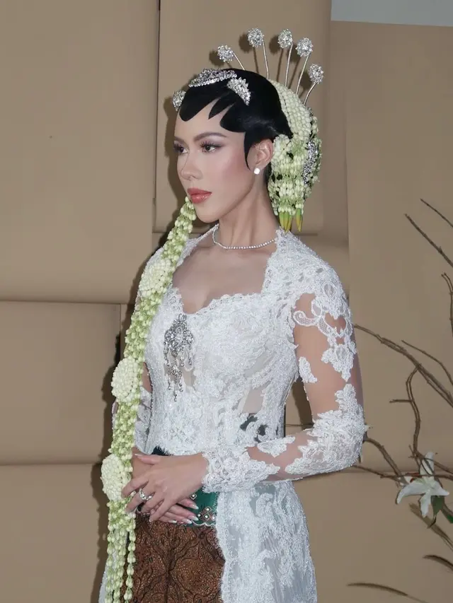 Pesona Ayu Patricia Schuldtz Saat Dipinang Cucu Soeharto, Cantik Maksimal dalam Pulasan Soft Makeup