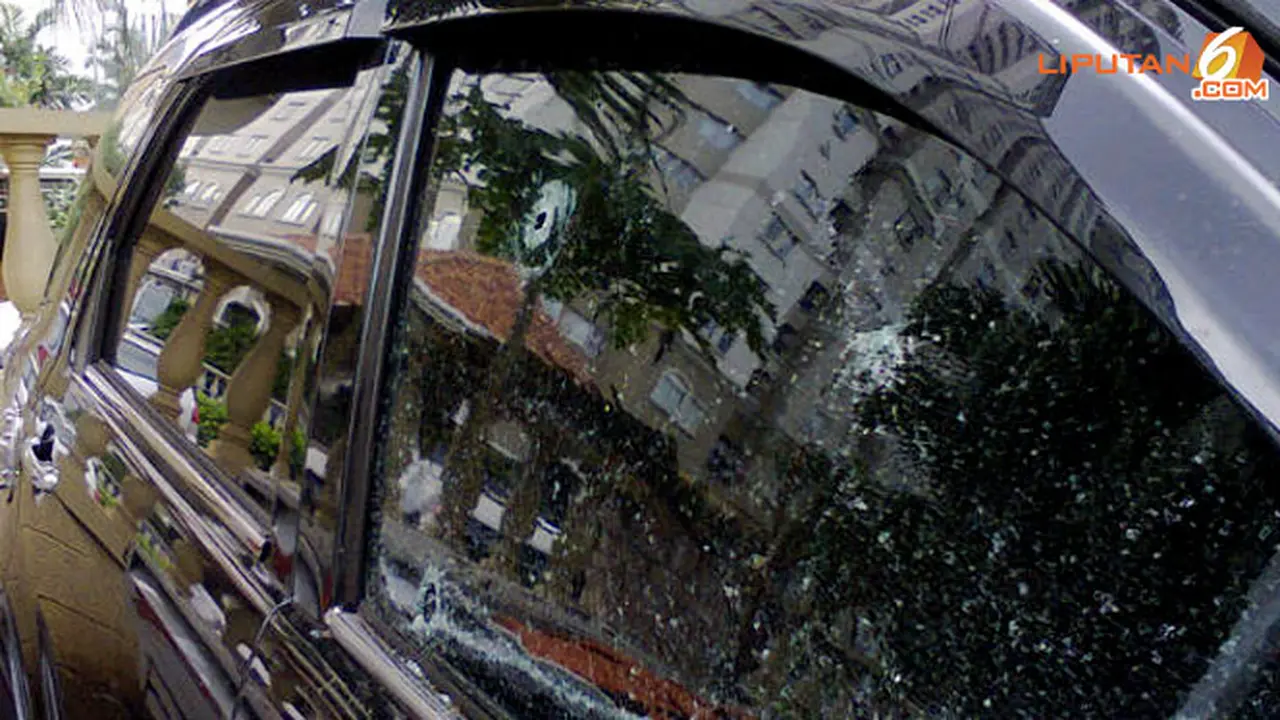 salah-tangkap-mobil-131013b.jpg