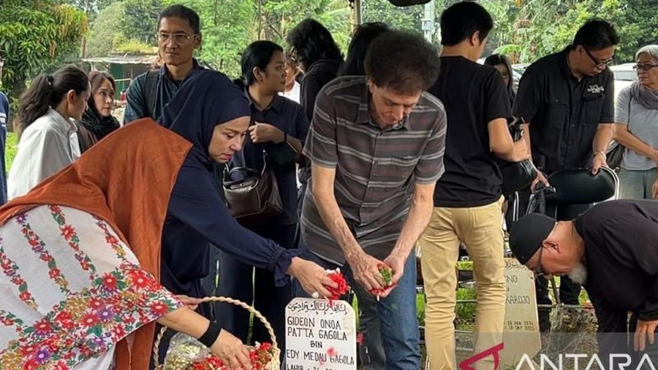 Donny Fattah God Bless Dimakamkan di TPU Kampung Kandang, Dikenang Sosok Disiplin dan Berdedikasi
