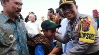 Yohanes Ande Gala atau biasa disapa Joni bocah pemanjat tiang bendera kembali ke Kupang, Nusa Tenggara Timur (NTT), Rabu (22/8/2018).