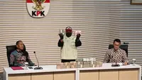 Komisi Pemberantasan Korupsi (KPK) mengungkap dugaan aliran dana sebesar Rp 10,8 miliar yang diterima Bupati Lombok Barat Lalu Ahmad Zaini (LAZ) dalam kasus dugaan korupsi pengadaan barang dan jasa di lingkungan Pemerintah Kabupaten Lombok Barat, Nusa Tenggara Barat (NTB). (Liputan6.com/Dimas Ramadhan Wicaksana)
