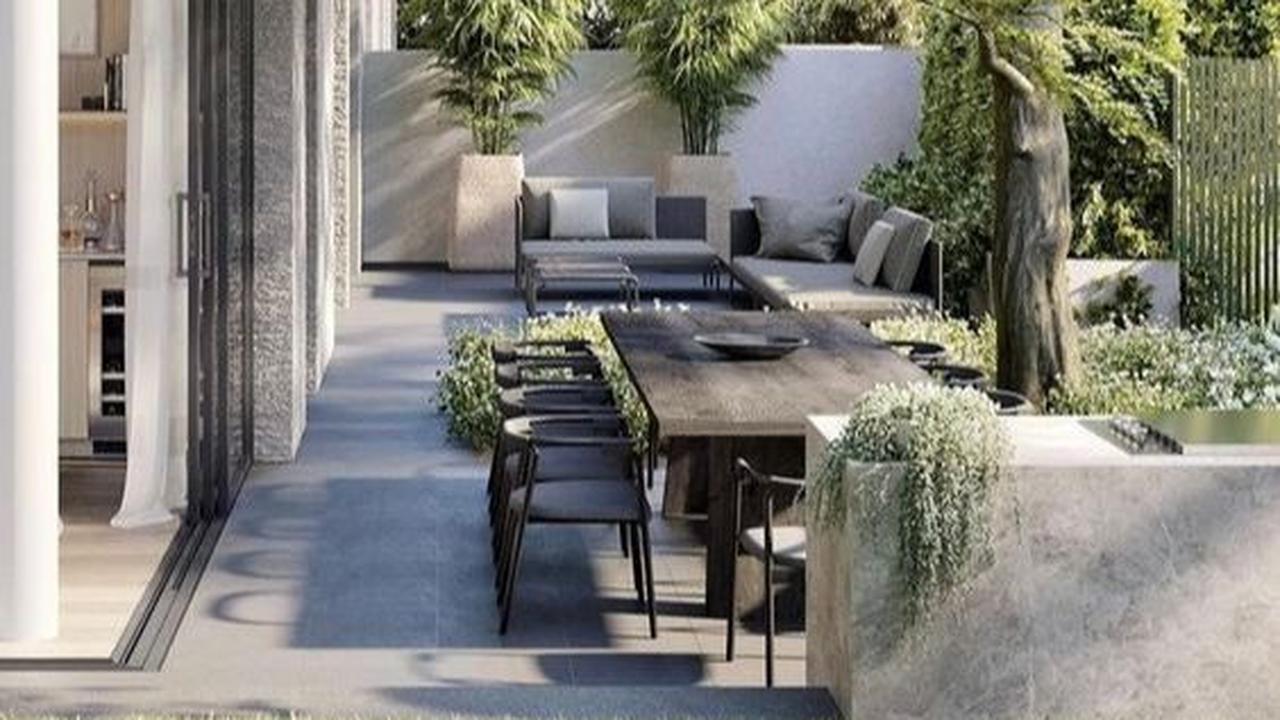 9. Rumah Tropis Modern dengan Outside Dining Table
