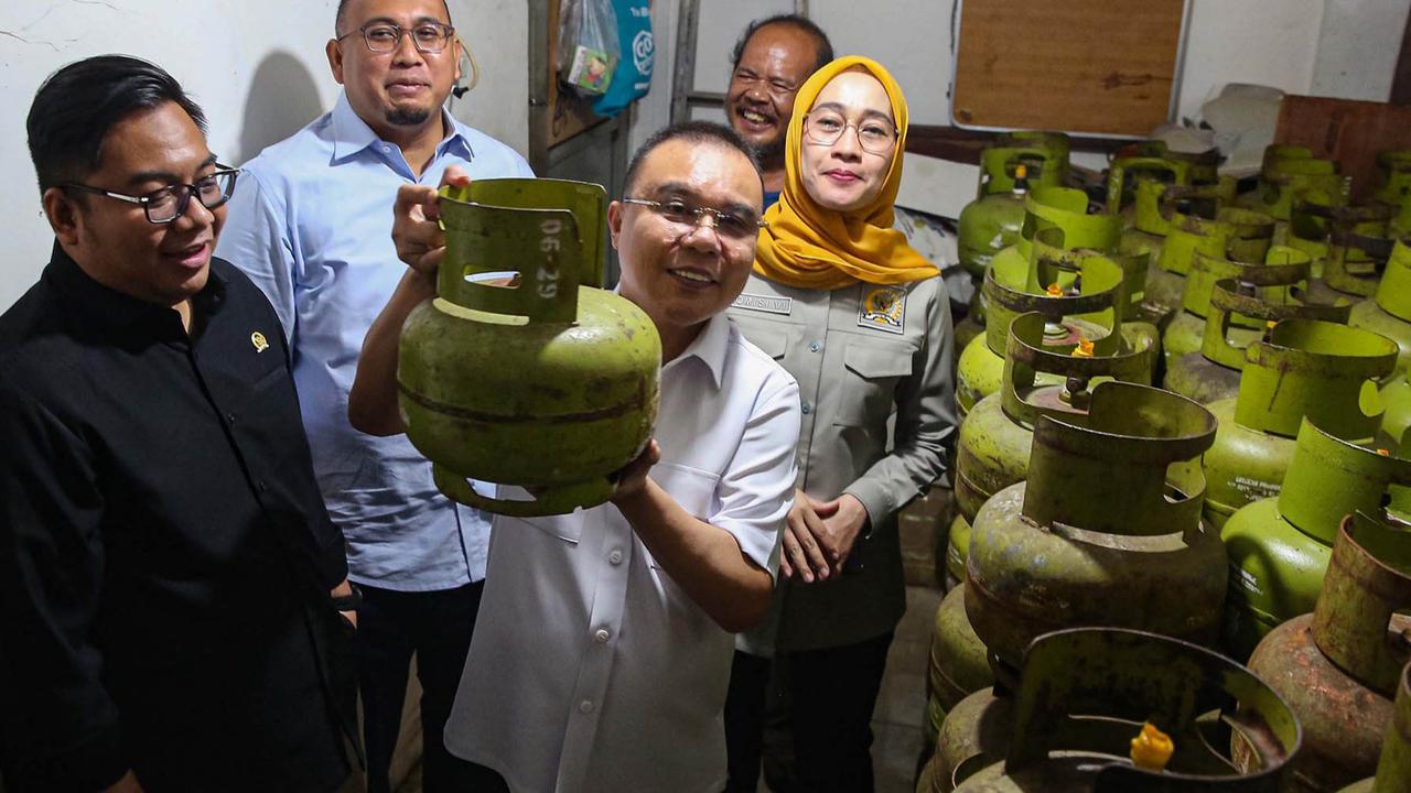 FOTO: Dasco Cek Ketersediaan Gas LPG 3 Kg