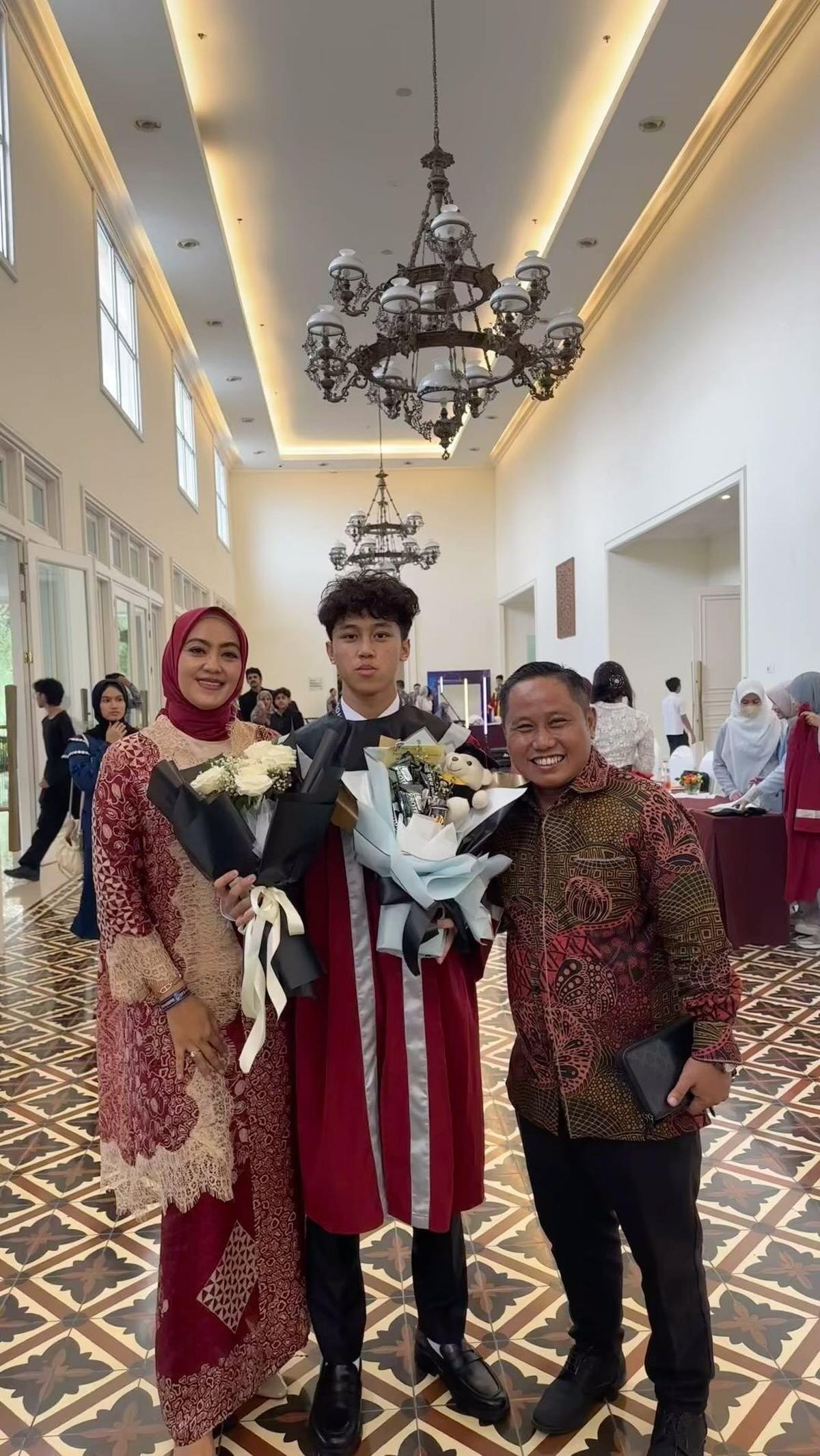 Dracaena Athaya Dinarta Mansyur - Anak Narji
