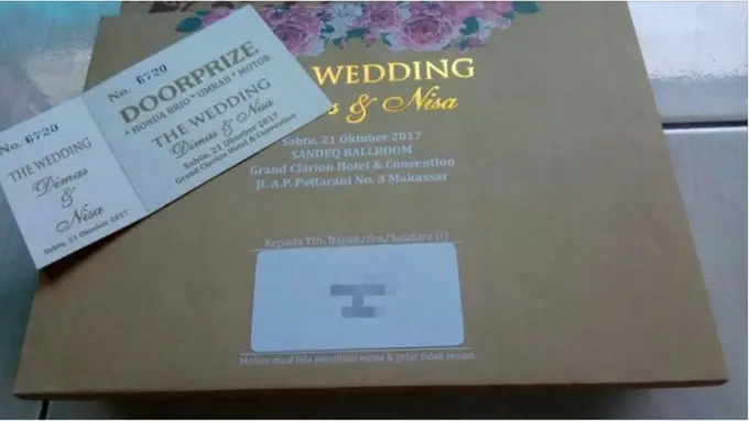 Pengantin Ini Sediakan Doorprize, Hadiahnya Mobil Hingga Umrah