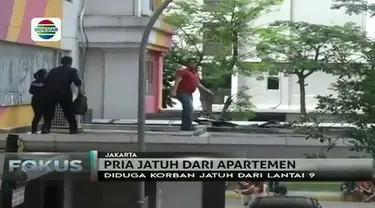 Seorang pria jatuh dari lantai 9 Apartemen Kalibata City pada Selasa (11/7) siang, penghuni heboh.