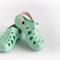 How to clean Crocs at home. (Photo: Maria/Pixabay)