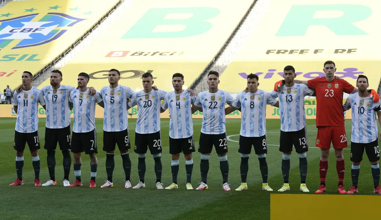 Conmebol selaku federasi tertinggi sepak bola Amerika Selatan akhirnya mengumumkan laga antara Brasil melawan Argentina yang telah measuki menit kelima untuk ditunda dan belum dipastikan kapan akan dijadwalkan ulang. (Foto: AP/Andre Penner)