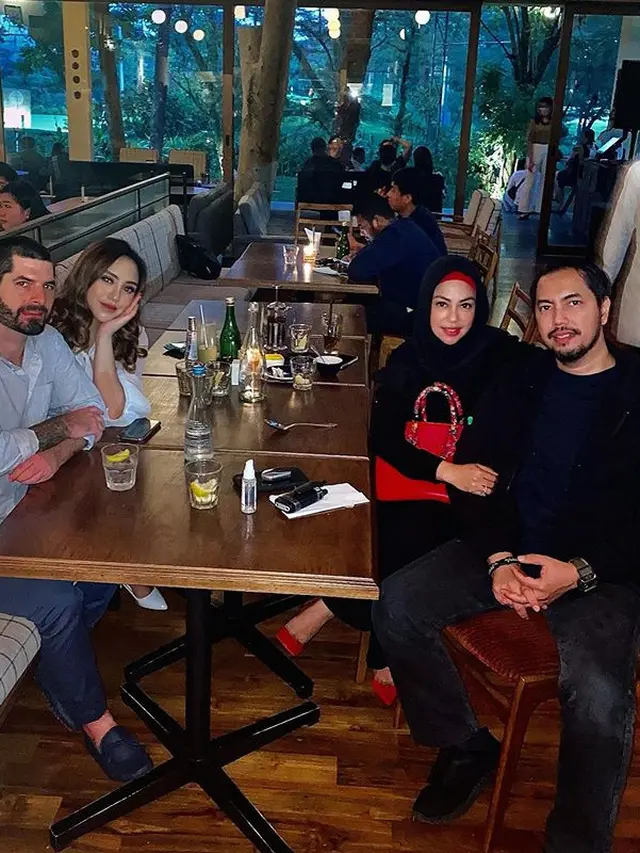 Sudah Dikenalkan ke Orangtua, Ini 6 Momen Manis Salmafina dan Kekasih Baru
