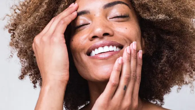 Menghilangkan Kerutan di Dahi