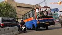 Tolak Razia, Puluhan Metromini Kembali Serbu Kantor Jokowi