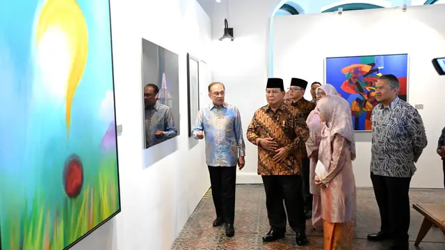 Presiden Prabowo Subianto bertemu dengan Perdana Menteri (PM) Malaysia Anwar Ibrahim di Rumah Tangsi, Kuala Lumpur, Malaysia, Kamis (9/1/2025). (Foto: Biro Pers Sekretariat Presiden)