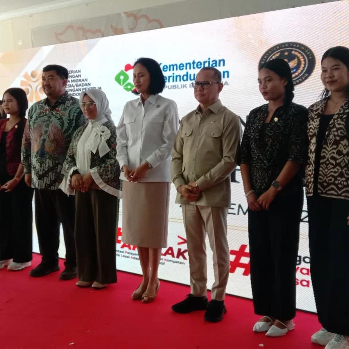 Menteri Mukhtarudin Target 700 Ribu PMI Kerja di Luar Negeri di 2026