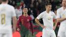 Pemain Timnas Portugal, Cristiano Ronaldo saat laga Kualifikasi Euro 2024 melawan Timnas Liechtenstein yang berlangsung di Jose Alvalade, Lisboa, Portugal, Jumat (24/03/2023) dini hari WIB. CR7 berhasil menorehkan rekor baru sebagai pemain dengan torehan caps internasional terbanyak dalam sejarah. Lewat 197 penampilannya bersama Selecao, ia berhasil melewati rekor striker Kuwait, Bader Al-Mutawa yang sebelumnya memimpin dengan 196 caps. (AP Photo/Armando Franca)