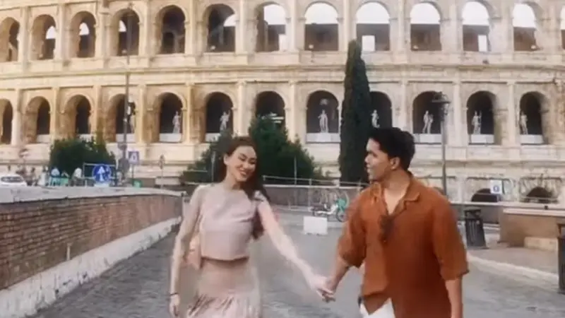 Aaliyah Massaid dan Thariq Halilintar saat bulan madu di Roma, Italia. (Dok: IG @thariqhalilintar https://www.instagram.com/thariqhalilintar/)