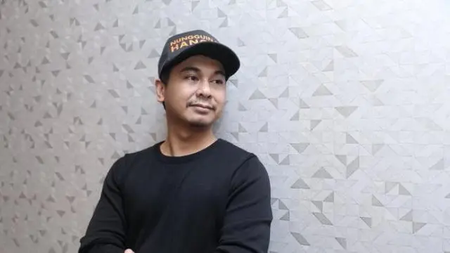 5 Hal yang Bikin Raditya Dika Taklukkan Hati Banyak Wanita