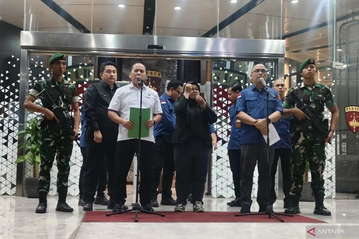 Konfrensi Pers Kejaksaan Agung (Kejagung) di Gedung Jampidsus Kejagung, Jakarta, Kamis (9/4/2026) malam.