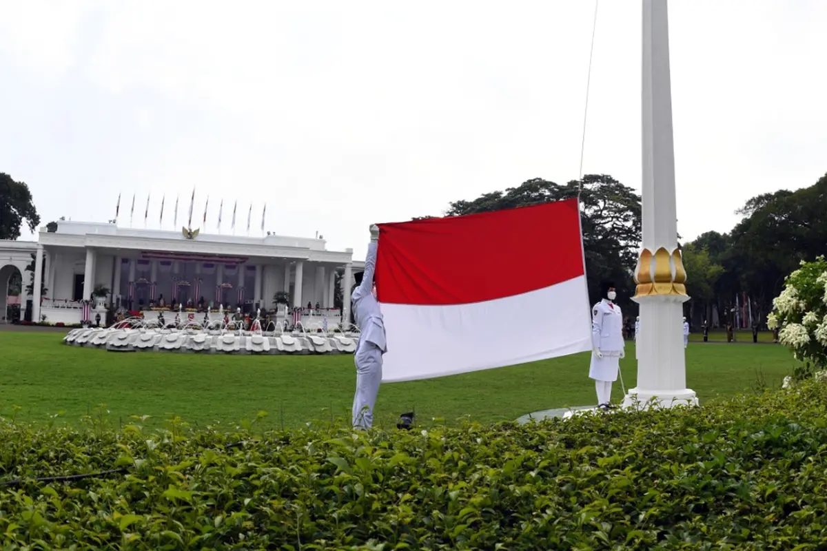 Presiden Jokowi Saat Pimpin Upacara di Istana Merdeka