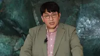 Bos HYBE Bang Si Hyuk Terlibat Skandal, Diduga Berlibur dengan 2 Influencer Wanita di AS