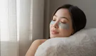 Berapa Menit Memakai Masker Mata? Ini Durasi Ideal dan Cara Pakainya