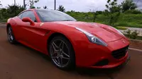 Ferrari California T menjadi salah satu produk yang diniagakan Ferrari Jakarta. (Septian/Liputan6.com)