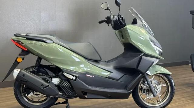 Tampak samping Honda NS150GX 2025, yang meluncur di Tiongkok. (Liputan6.com/ Rendy Yansah)