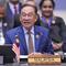 Perdana Menteri Malaysia Anwar Ibrahim dalam KTT ASEAN di Kuala Lumpur pada 26 Mei 2025. (Dok. AP/Vincent Thian)