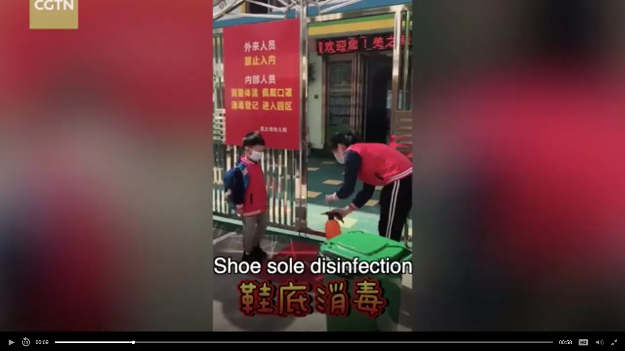 Protokol kesehatan sesuai standar WHO diterapkan di sekolah-sekolah China yang mulai berkegiatan normal.
