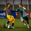 Kisah Dua Srikandi HYDROPLUS Soccer League All-Stars 2025/2026: Asrama, Sarung Tangan, dan Mimpi yang Tak Pernah Padam